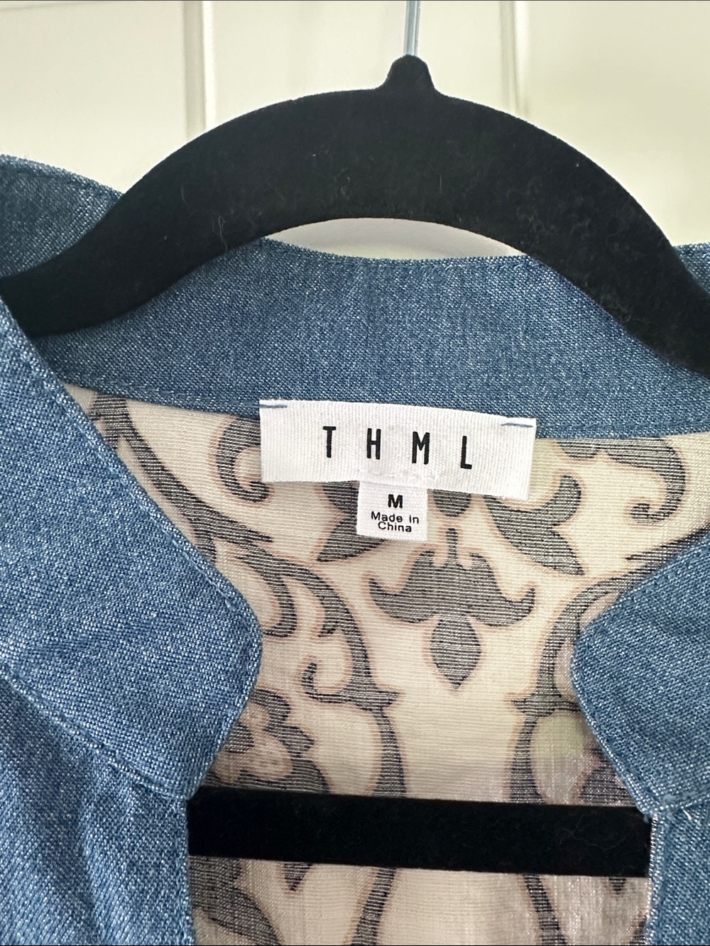 THML Cream Blouse with Black Damask Print and Blue V-Neck Trim - Picture 2 of 3